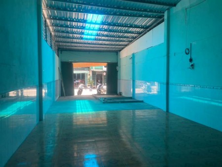 Mặt Tiền, Trịnh Đình Trọng, Hòa Thạnh, Tân Phú, dt 168m2, giá 18 tỷ
