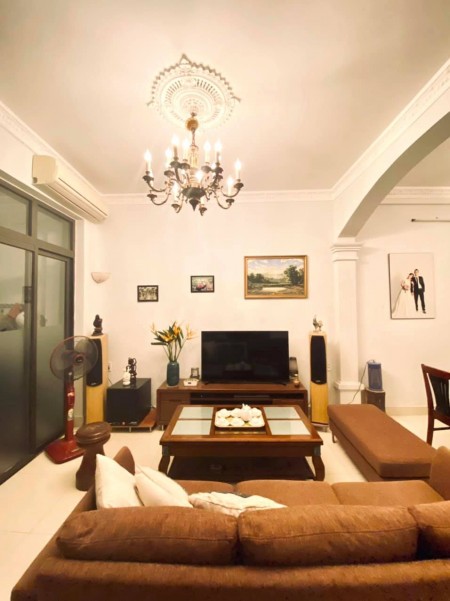 Bán nhà Tôn Thất Tùng, ngõ thông, 2 thoáng, 46m*4T, MT 4.2m, 4.15 tỷ, 0888104444