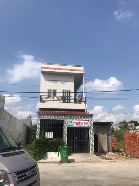 Cần bán gấp dãy trọ 9P liền kề KCN Lê Minh Xuân 3, SHR đang cho thuê kín,thu nhập tốt.