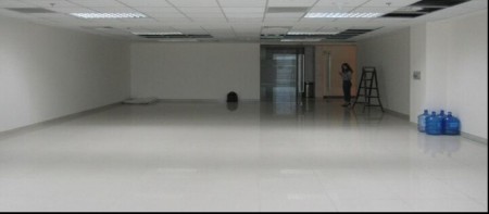 Cho thuê nhà mặt tiền 20m đường Lê Hồng Phong P.8.