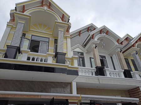 Bán nhà 1 trệt 1 lầu Khu dân cư VIP Hóa An, đường xe hơi quay đầu, SHR thổ cư 100%
