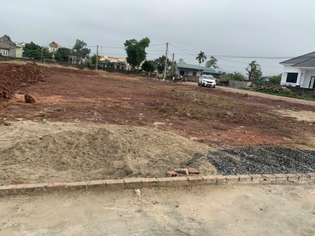 Mở bánDuy nhất lô đất 93m2 Khu 1 Hải Yên.Vị trí đất nằm trong khu vực quy hoạch ổn định, dân trí cao.