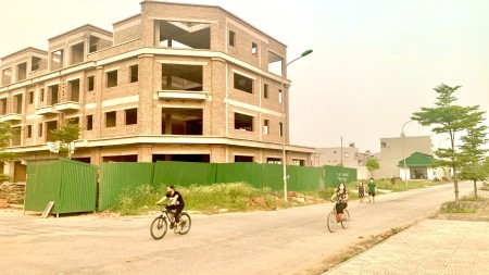 Đi đến slide 2
