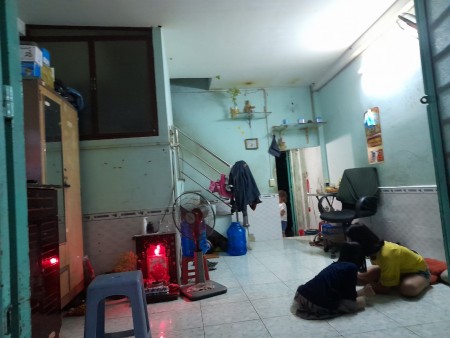 Đường Hưng Phú Quận 8, 25m, 1 Lầu giá Chỉ 1,7 Tỷ, Giá Rẽ