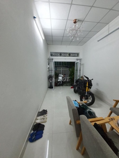 Nhà phường 5 giá rẻ, chính chủ, giá bán 1.1 tỷ, khu dân cư