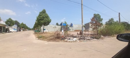 Cần Bán Gấp Nền Đất Mặt tiền đường Phạm Ngọc Thạch
