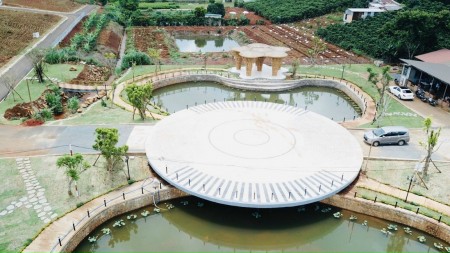 Đi đến slide 8