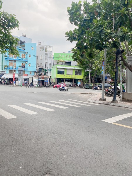 Bán nhà Mặt Tiền ngay Công Viên An Bình P7 Q5, Đang kinh doanh dụng cụ Y Khoa 50tr/tháng