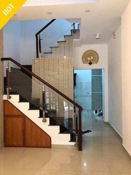 Bán nhà Hòa Hưng Quận 10, ngang 7m giá 5,3 tỷ, pháp lí minh bạch