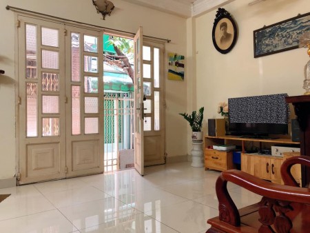 Nhà Quận 1 HXH Trần Đình Xu lô góc ngang lớn 6m, 3 tầng đúc. Hẻm thông giá 6.15 tỷ