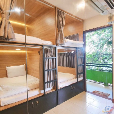 KTX nữ phòng ở ghép có ban công có nội thất, chỉ từ 2tr2. trung tâm quận 1