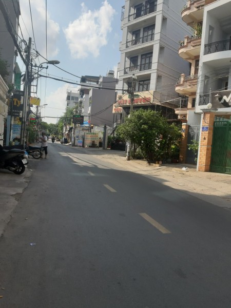 Bán gấp nhà MT Lê Đức Thọ Gò Vấp, DT 100m2 giá 18.5tỷ TL, MT kinh doanh sầm uất.
