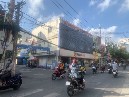 Cho thuê nhà góc 2MT Phạm Văn Hai Tân Bình (15x12m) gần chợ Pham Văn Hai