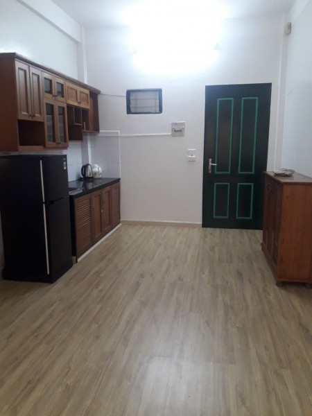 Chính chủ cho thuê nhà chung cư tại CT4, 2 KĐT Mễ Trì Hạ (gần keangnam) DT 70m2 Giá 9 tr/th LH 0982009950