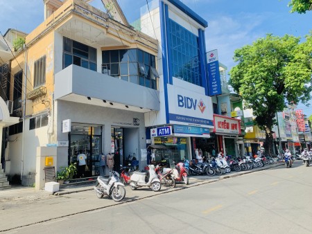 Mặt tiền Mai Thúc Loan - Ngay cửa Đông Ba - Nơi buôn bán sầm uất bậc nhất Nội Thành