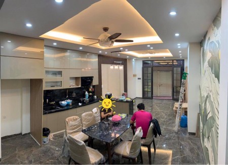Bán Nhà Chính Chủ, Ở Ngay, Trung Kính, Cầu Giấy, 55m2x5T, Chỉ 5.4 tỷ