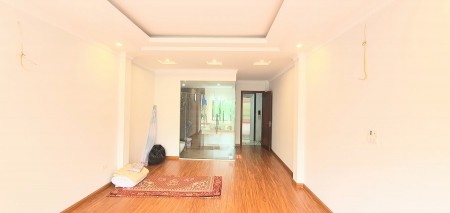 Nhà mới Koong thang máy, 2 ô tô tránh nhau, vỉa hè rộng, kinh doanh đỉnh