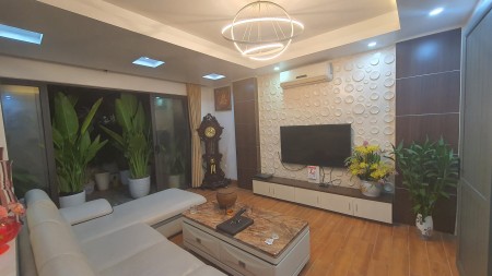 Không có nhà thứ 2 ở mặt phố Phúc Tân, Hoàn Kiếm, thang máy 80m2 - 7T - 12,9 tỷ ở cả Kinh Doanh