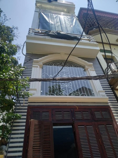 Nhỉnh 3 tỷ có ngay khẩu Vạn Phúc 6 tầng, ô tô đỗ trước cửa nhà