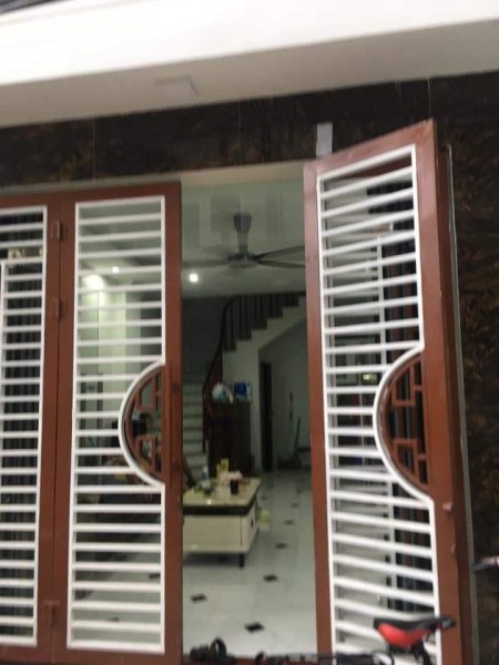 2.1 tỷ hộ khẩu trung tâm quận Hà Đông có tên bạn, ô tô đỗ cửa 5 tầng 35m