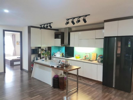 Bán căn hộ FLC 418 Quang Trung Hà Đông 106m2 3PN 2WC, giá 2,5 tỷ. LH: 0374393926