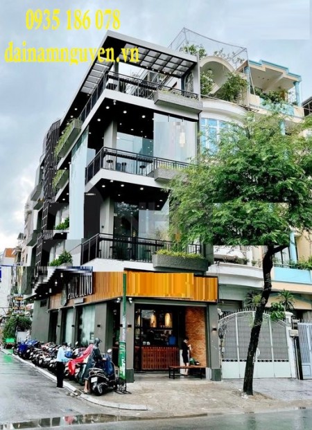 2 MT Đường Tân Sơn Nhì , P. Tân Quý. DT: 4 x 18 . suốt KD
