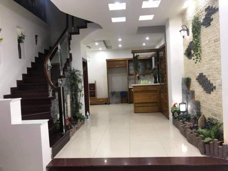Siêu tuyệt phẩm mới! 70m ra Phạm Hùng. 51m2 x 5 tầng giá chỉ 6,5 tỷ, ô tô , kinh doanh