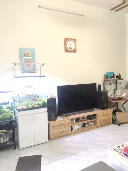 Nhà mới (4 x 12m) lầu đúc BTCT, hẻm 290 Dương Bá Trạc P1Q8