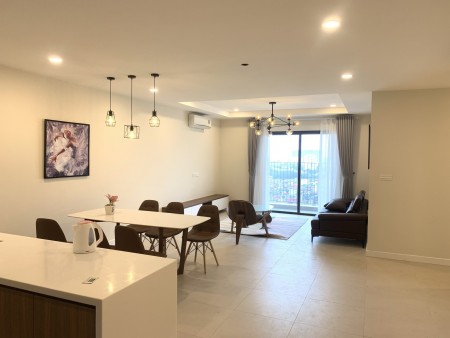 Bán căn hộ góc 154m2 tòa NOVO tại Chung cư Kosmo Tây Hồ, giá 6.5 tỷ (Bao tên) - O977 83 5151