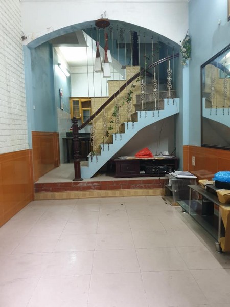 Nhà ngõ phố Trần khát Chân 27/30m2, 4 tầng đúc kiên cố, giá 2.98 tỷ