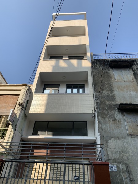 Cho thuê nguyên MT đường Nguyễn Huy Tự Q1 4x18, trệt 5 lầu, nhà mới Giá 45tr Vị Trí Cực đẹp