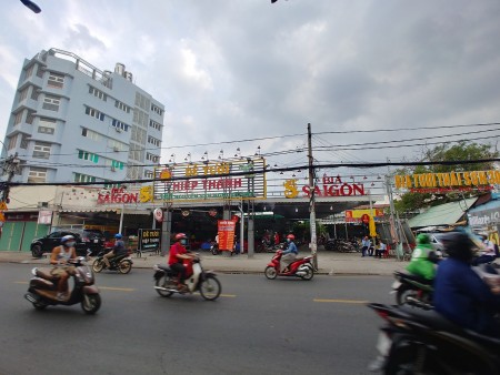 Đất Mặt Tiền lớn Trung Tâm Tphcm 3686,3m2 giá 266 Tỷ ,hiện đang cho thuê hơn 200tr/th