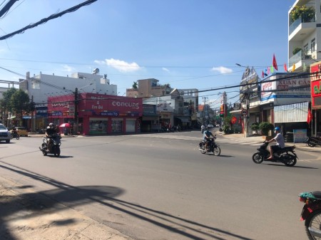 Bán nhà mặt tiền đường Nguyễn Văn Hoa Thống Nhất Đồng Nai