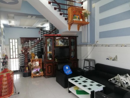 Xe hơi đậu cửa, 49m2, 5 tầng, đường Ba Tháng Hai, Q.10, Giá 11 tỷ
