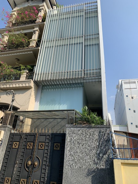 Cho thuê nhà nguyên căn MT đường Ngô Quyền Q10 5x18 Trệt 3 lầu Giá 40tr vị trí cực đẹp nhà mới