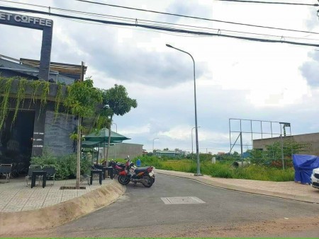 Bán đất Chính chủ có Sổ hồng riêng, ngay Thị trấn Cần Giuộc, bán hoàn vốn