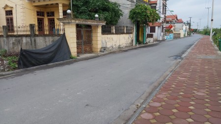 Cần bán đất 57m2 Bát Khối Long Biên. MT 4.5m đường thông ô tô