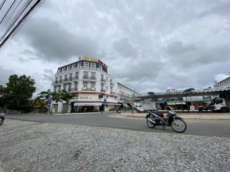 Bán shophouse Thới lai đối diện chợ Thới lai