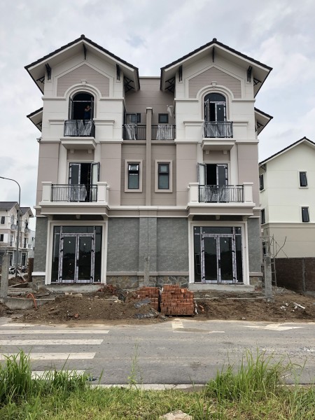 Cần Bán căn Biệt thự Từ Sơn Bắc Ninh giá tôt, khu đô thị bậc nhất
