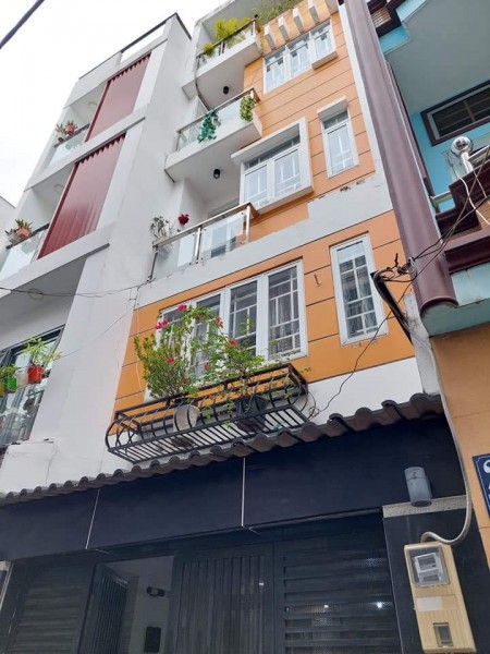 Bán rẻ nhà MT Nguyễn Duy Cung, dt 4x14m, 3 lầu, giá 6,2 tỷ