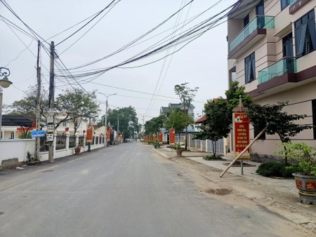 Bán đất nền Quảng Hưng tài chính 900tr, Liên hệ 0392171161