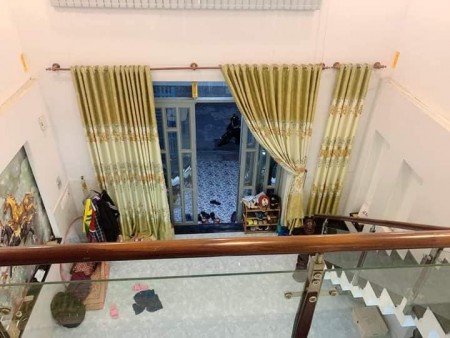 Bán Nhà Trần Thái Tông 57M 5T 4 mt chỉ 5.9 tỷ, kinh doanh, ô tô ngủ trong nhà