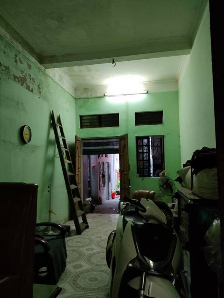 Đê tô Hoàng, DT 82m2, giá đất chỉ 57tr/1m2