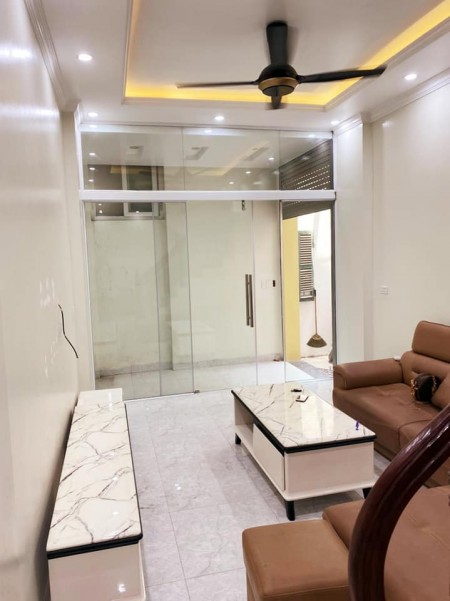 Bán nhà Định Công cực nét, giải pháp cho gia đình hiện đại, dt 45m2, giá 3.5 tỷ hơn