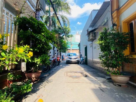 Bán nhà đường Điện Biên Phủ, TT Q10 40m2 chỉ 3.7 tỷ thương lượng.