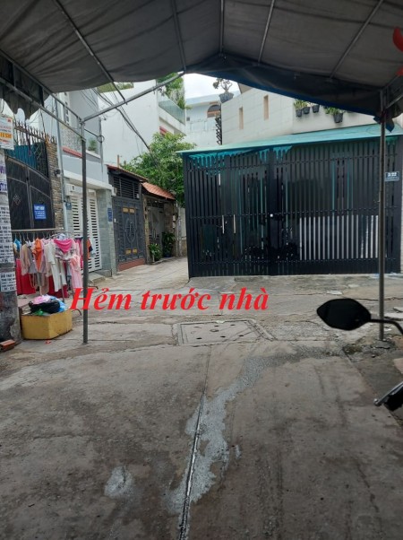 Cần bán gấp nhà hxh Tân Quý, Quận Tân Phú, 2 tầng đúc mới, giá chỉ 3.1 tỷ