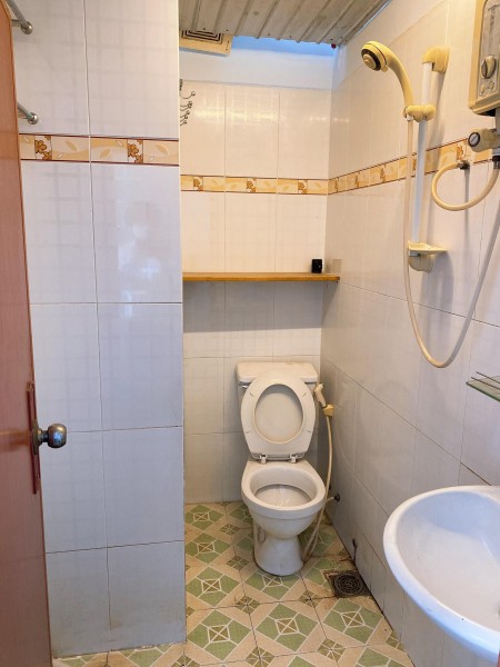 Bán nhà đường Thống Nhất Phường 16 dt 54M2( 4.7M x 12.5M). Hẻm ba gác giá 3.7 tỷ