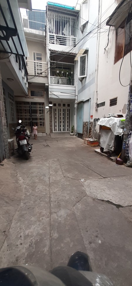 Bán gấp nhà Lý Thường Kiệt hẻm xe hơi 96m2, Tân Bình giá yêu thương giá 3.5 tỷ