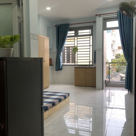 Phòng trọ hường ban công cho thuê tại Bình Thạnh, giá rẻ