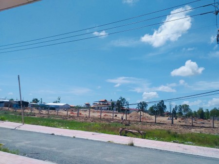 Bán gấp lô đất liền kề trường THCS, siêu đầu tư, lh 0378480253